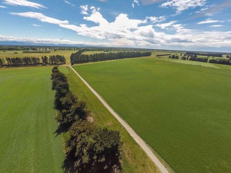 130 Mcleans Island Road Harewood_11