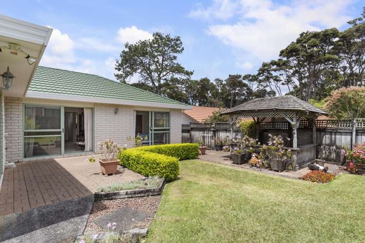 208 Glengarry Road Glen Eden_6