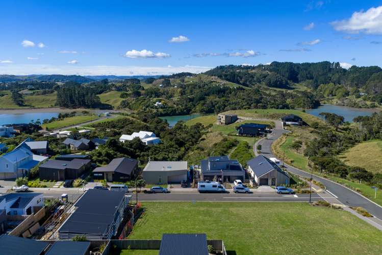 6 Kapokapowai Street Raglan_10