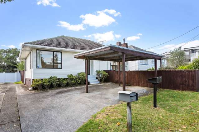 Perfect 1st Home Opportunity in West City Central