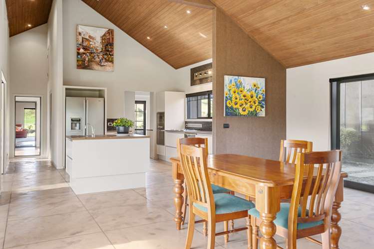 5 Hitiri Road Kinloch_22