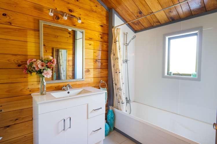 325 Springs Road Reporoa and Surrounds_11