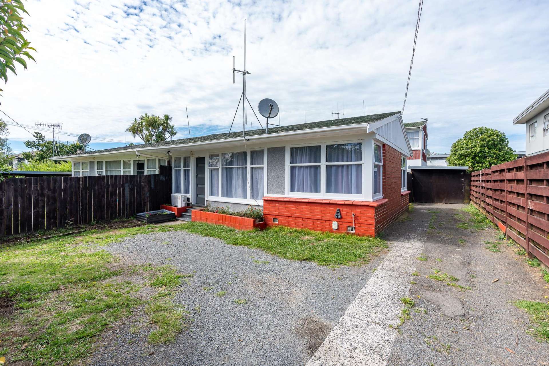 1A Dyer Street Whitiora_0