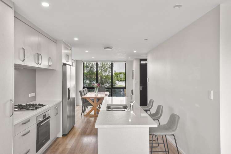 10 Seafarer Crescent Stanmore Bay_4