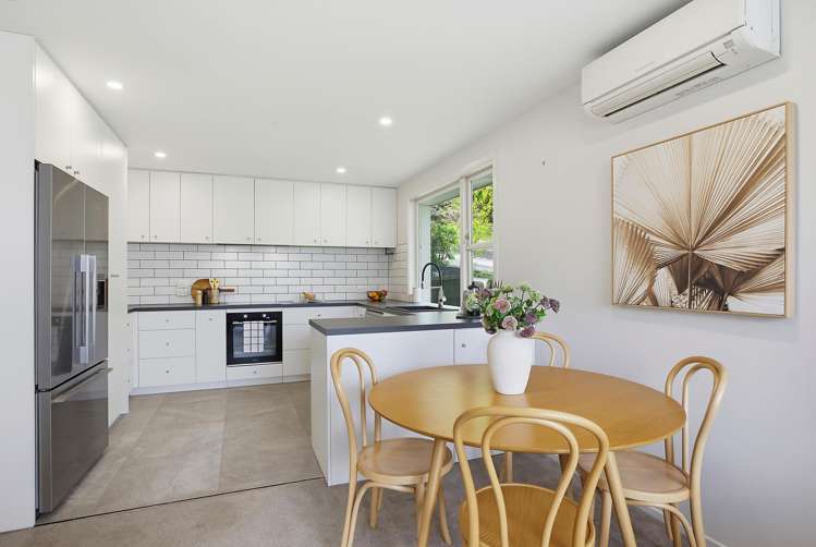 3 Chaucer Way Karori_2