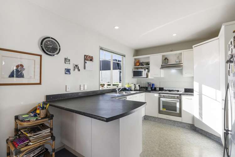 3/10 Colombo Street Newtown_2