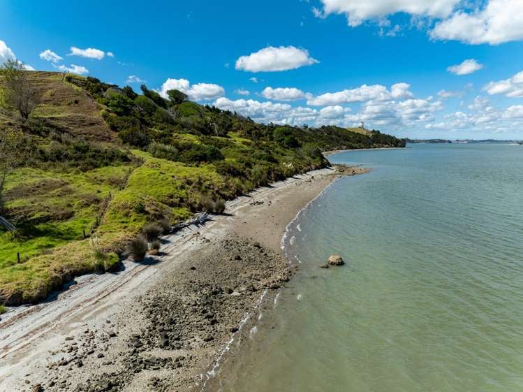 140 Beatson Road Whakapirau_35