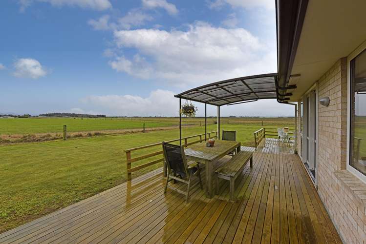 4 Reeds Road Darfield_14