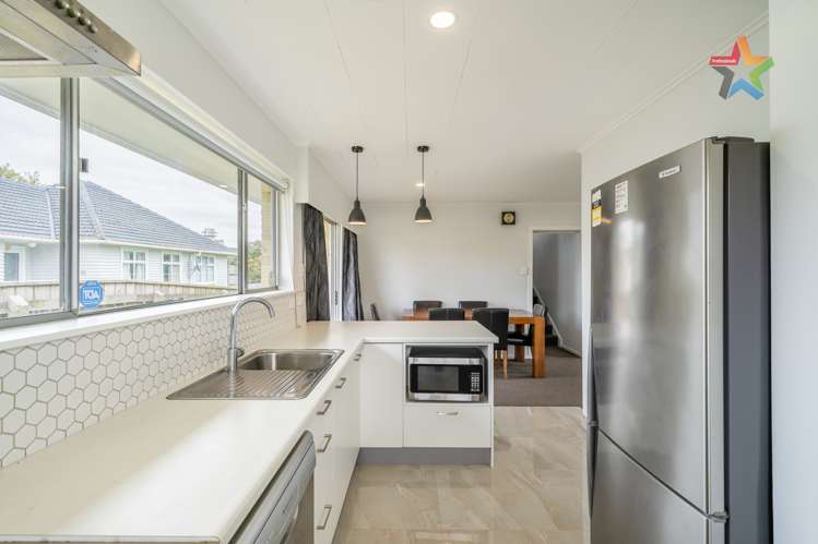 11a Foster Street Taita_12