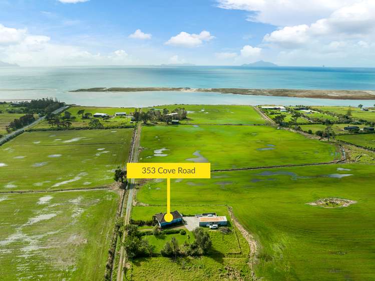 353 Cove Road Waipu_33