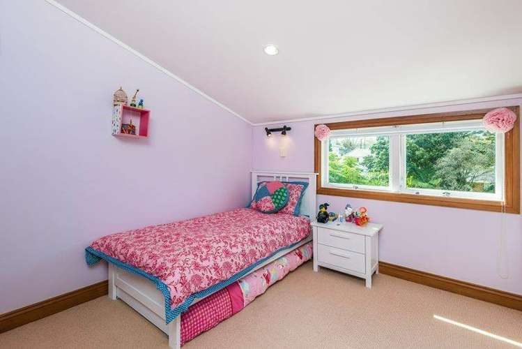 15 Heywood Crescent Epsom_18