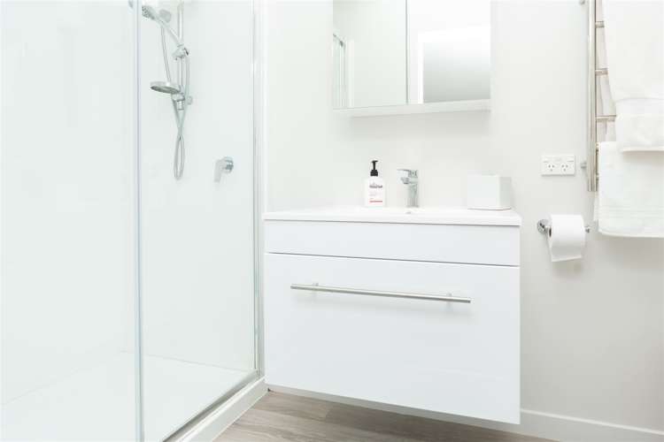 47b Insoll Avenue Enderley_14