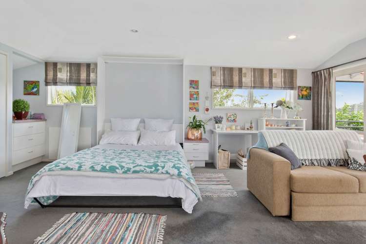 8 Stokes Avenue Te Atatu Peninsula_15