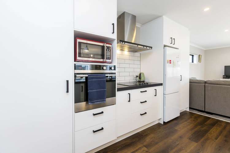 36 Te Kaeaea Crescent Wallaceville_8