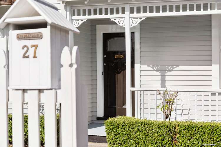 27 Rocklands Avenue Mount Eden_26