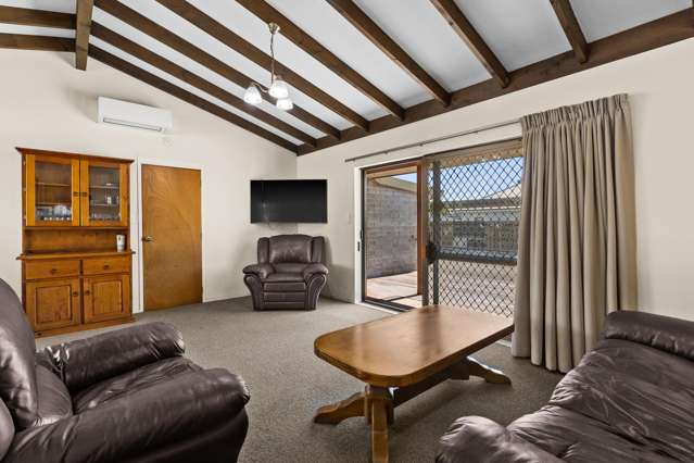 2/177 Main Road Clive Clive_1