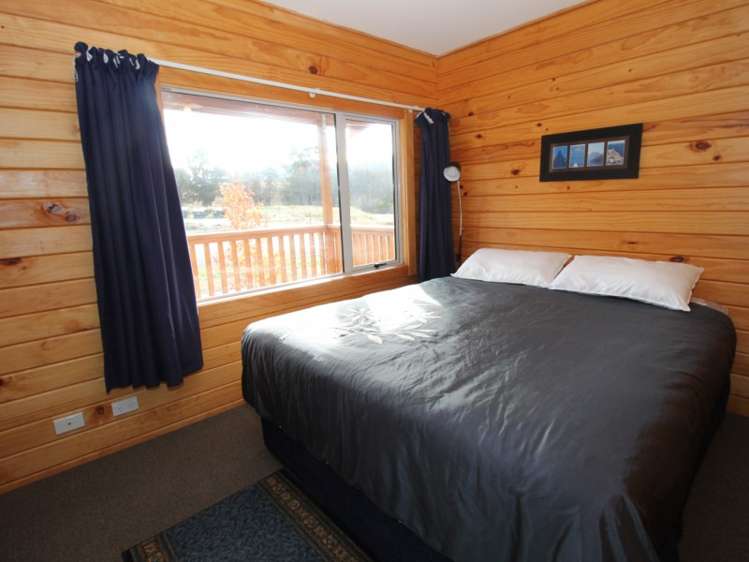 7 Porter Place Castle Hill_10