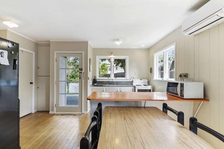 29 Taupo Street Green Bay_13