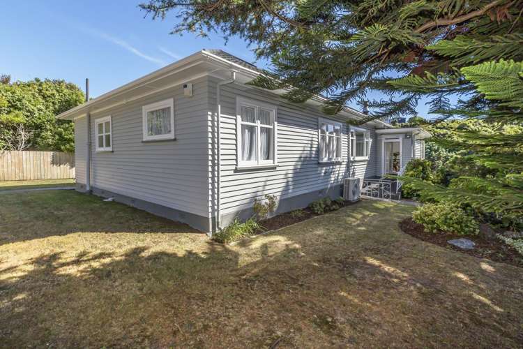 5 Champion Street Porirua East_27