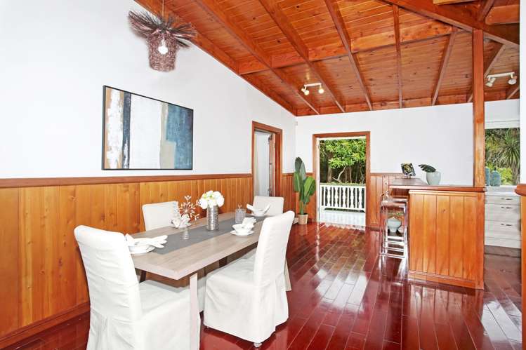 396 Redoubt Road Totara Park_14