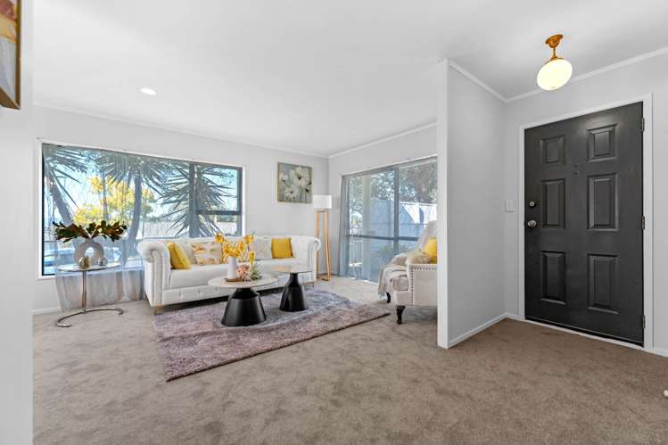 2 Skelton Avenue Manurewa_3