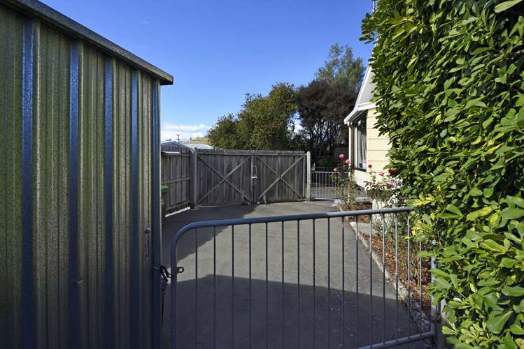 27 Pitfure Road Wakefield_19