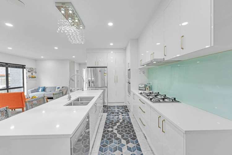 21 Tinaku Road Flat Bush_8