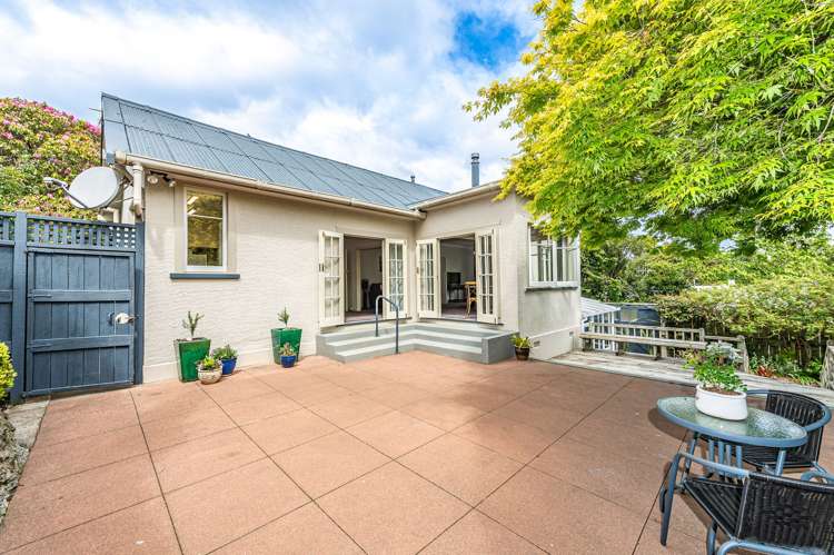 1 Brassey Road Saint Johns Hill_23