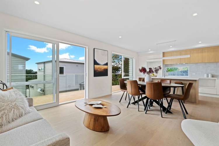 Lots 1-5/28 Girrahween Drive Totara Vale_4