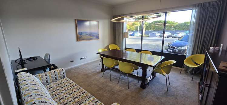 324 Broadway Avenue Palmerston North_2