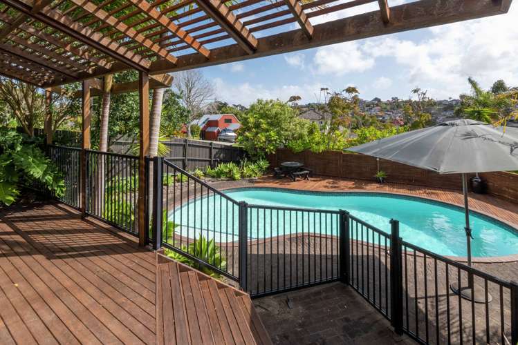 35 Cheriton Road Mellons Bay_23