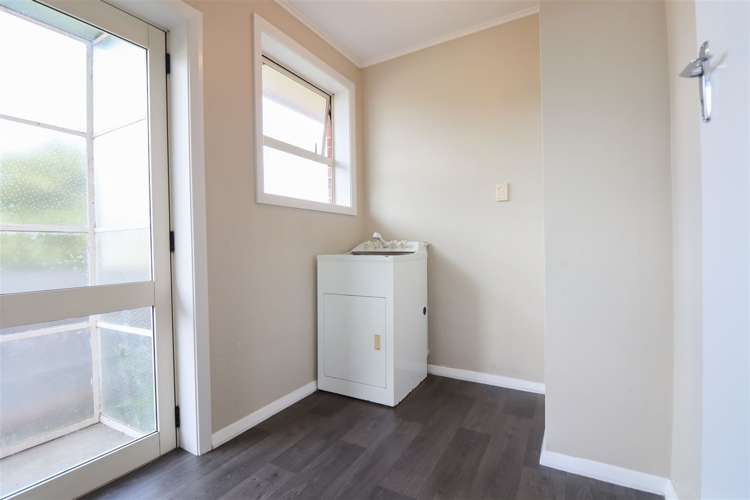 14 Goulds Road Marchwiel_11