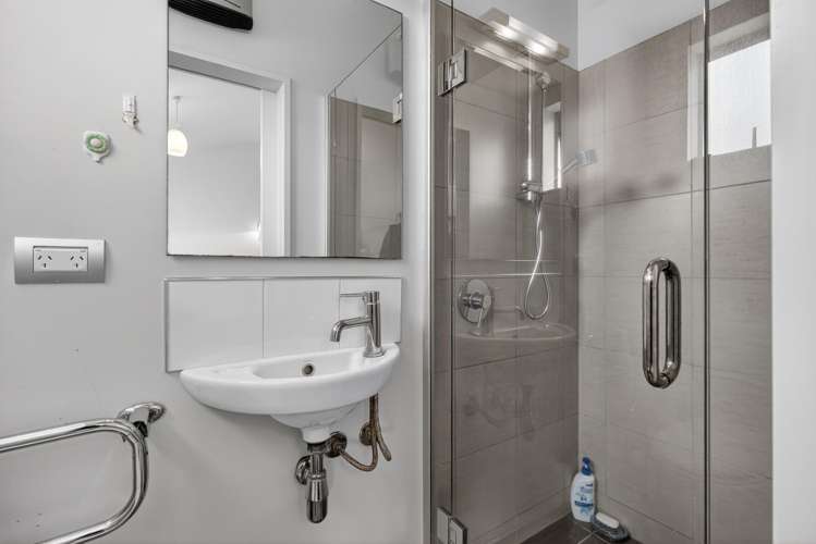 6C/10 Park Avenue Epuni_8