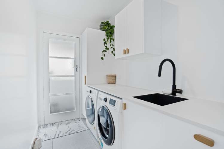 2 Parahaki Street Regent_12