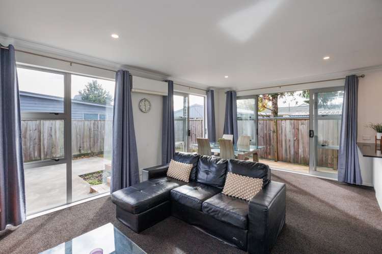 56 Exeter Crescent Takaro_6