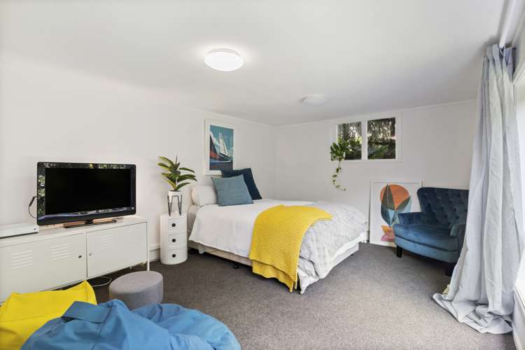 19 Howard Road Northcote_11