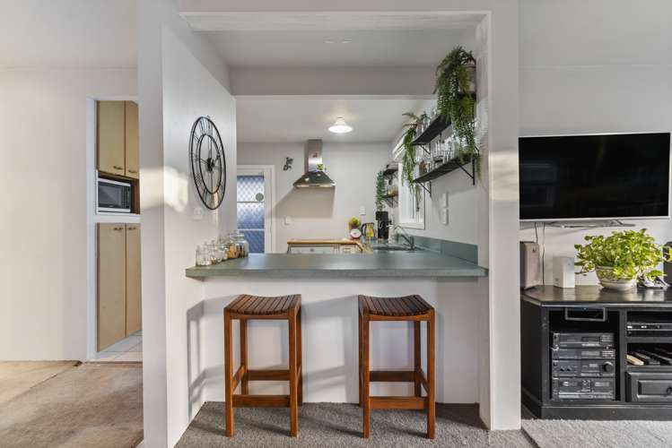 17 Ranui Station Road Ranui_11