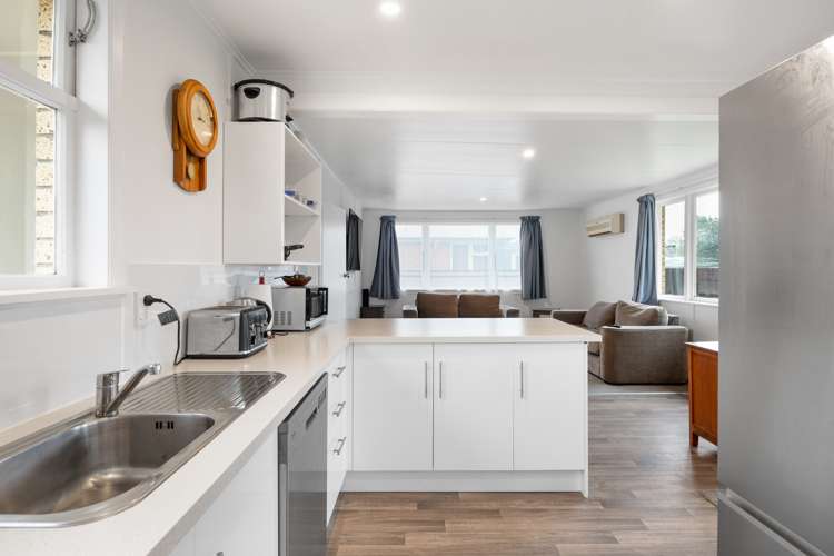 19 Aspiring Crescent Chartwell_6