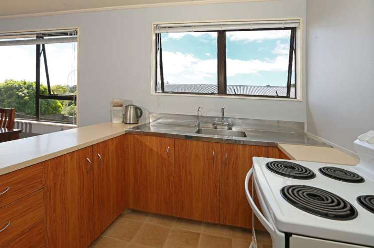 188 Solar Road Glen Eden_7