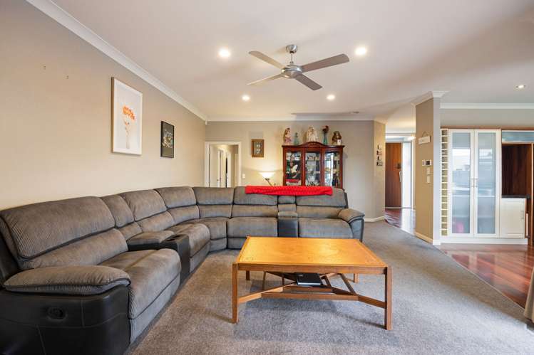 13 Palliser Drive Huntington_12