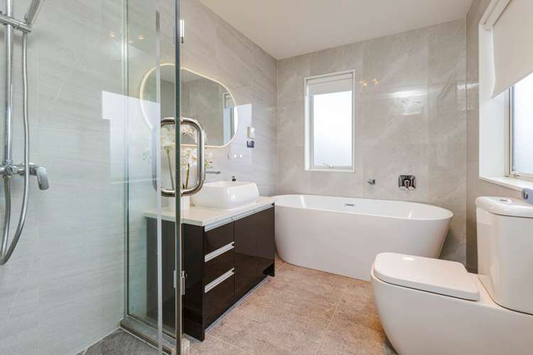 17 Puoro Street Flat Bush_14