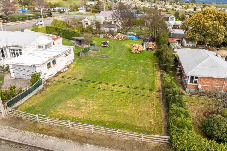 32 Poole Street Kaitangata_16