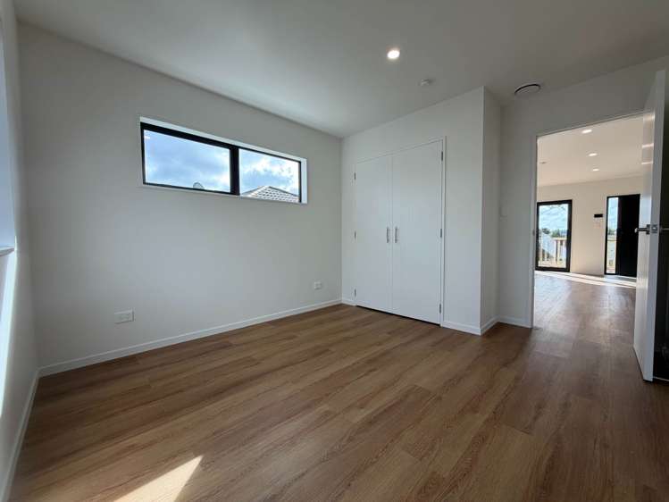 27B Simpson Road Ranui_9