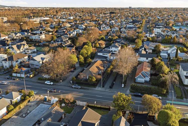 1 & 2/379 Papanui Road Strowan_10