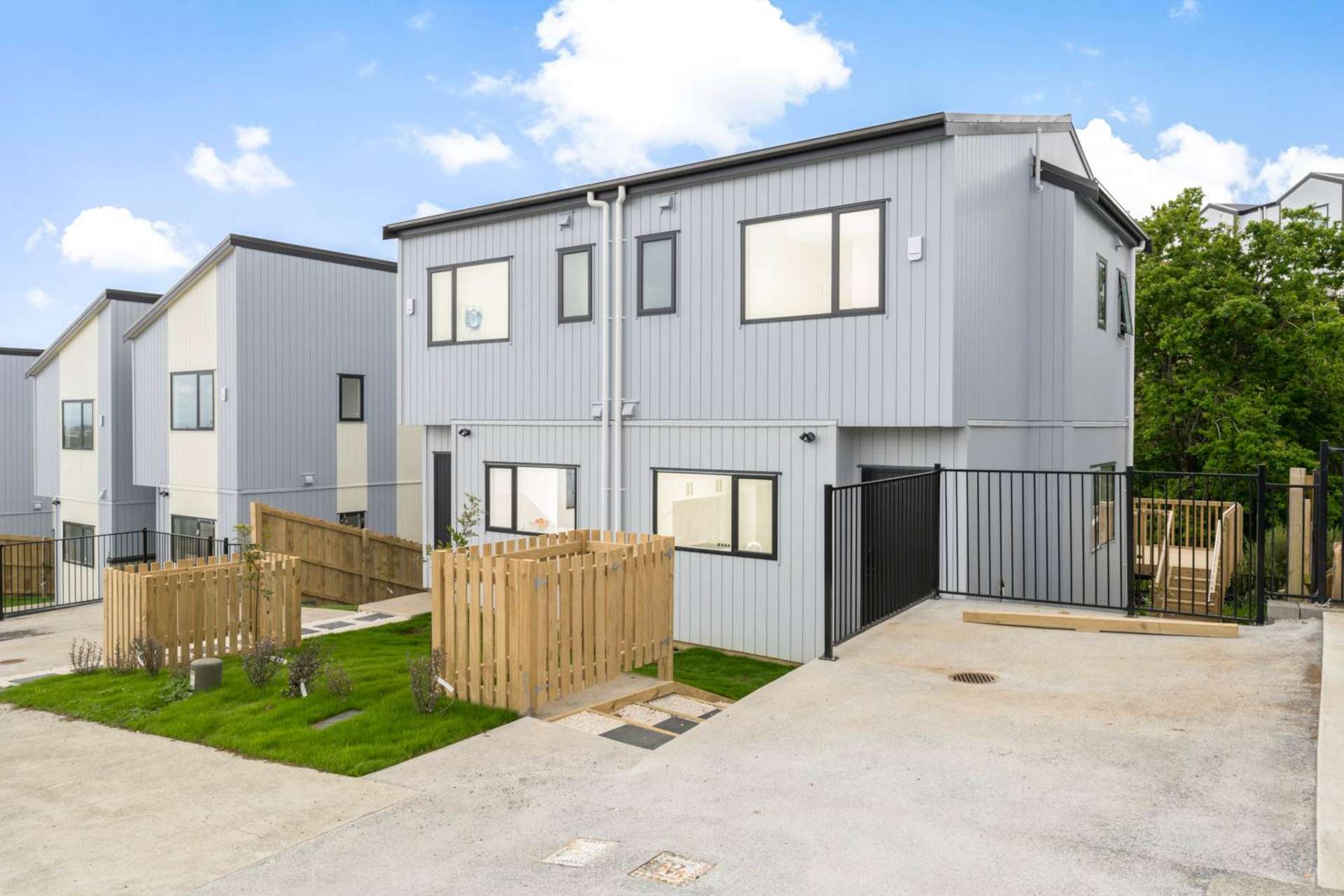 45A&45B Crestview Rise Papakura_0