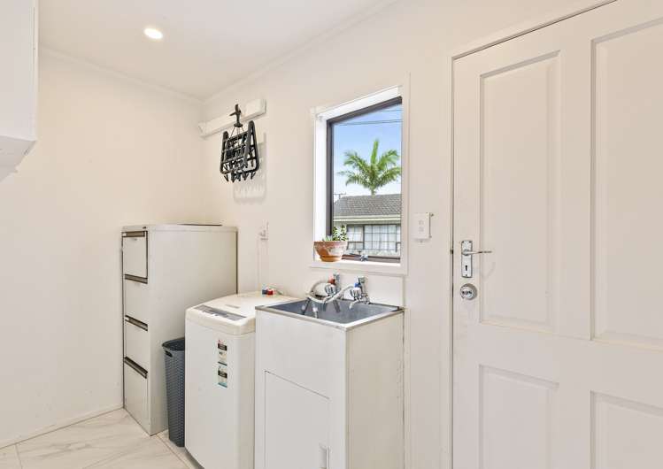 102 Bruce Mclaren Road Henderson_15