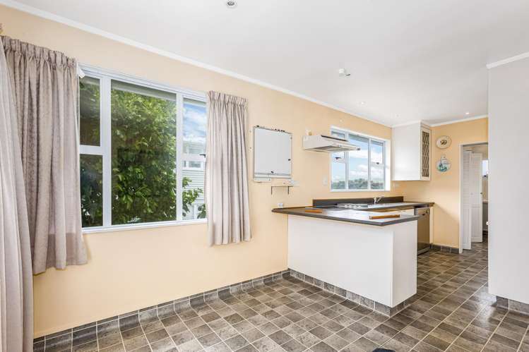 56 Owhiti Street Titahi Bay_15