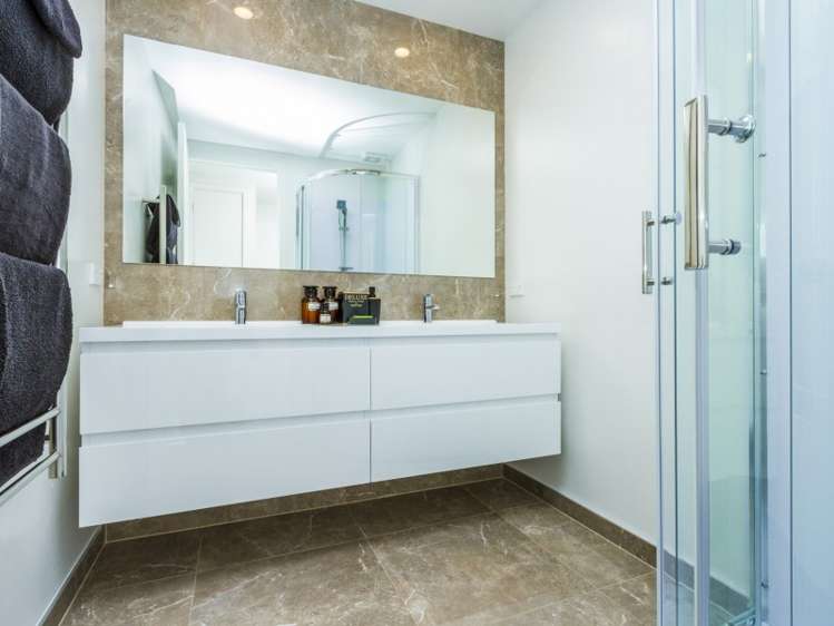 15 Central Boulevard Silverdale_13