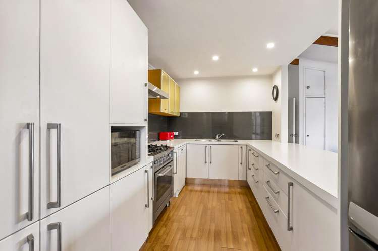 257 Golf Road Titirangi_8