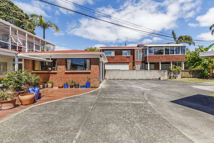 320 Wairau Road Glenfield_13